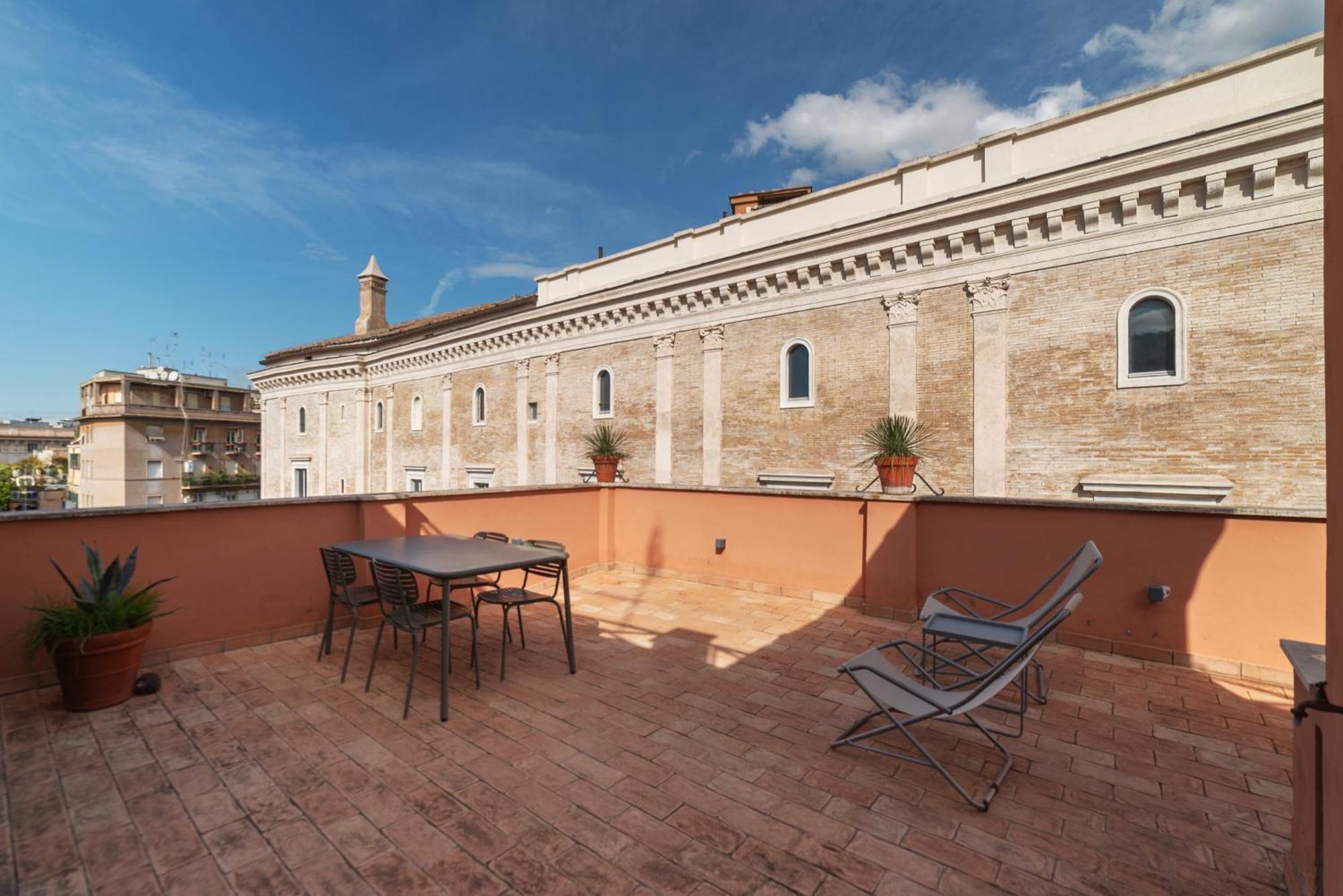 Apartment With Terrace In Via Del Pellegrino - Fromhometorome Roma Exterior foto